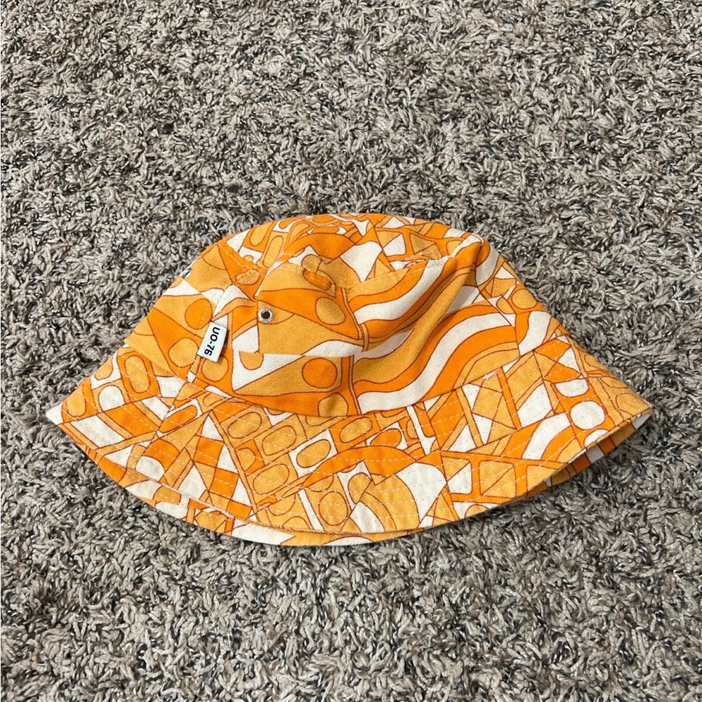 Bucket Hat